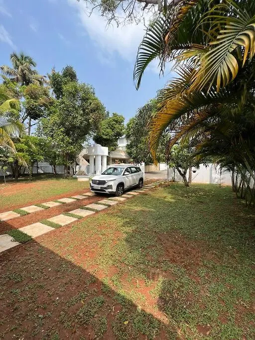 Heritage 3 Bedroom Cottage In Kochi 0*,
